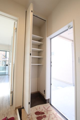 【玄関】 | エスタシオン湘南