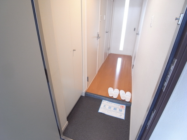 アイテラス甲南の玄関