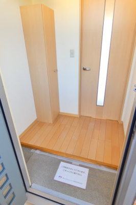 【玄関】 | アクアハイツ | シューズボックスのある玄関です