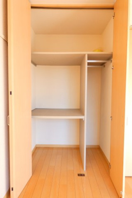 【収納】 | アクアハイツ | 奥行きのある大きな収納です！