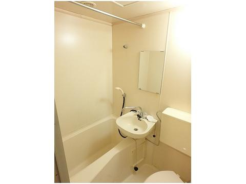 エクセレント羽衣の洗面所|コンパクトで使いやすい洗面所