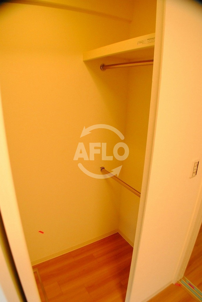 アーバネックス堂島の収納|アーバネックス堂島　ウォークインクローゼット