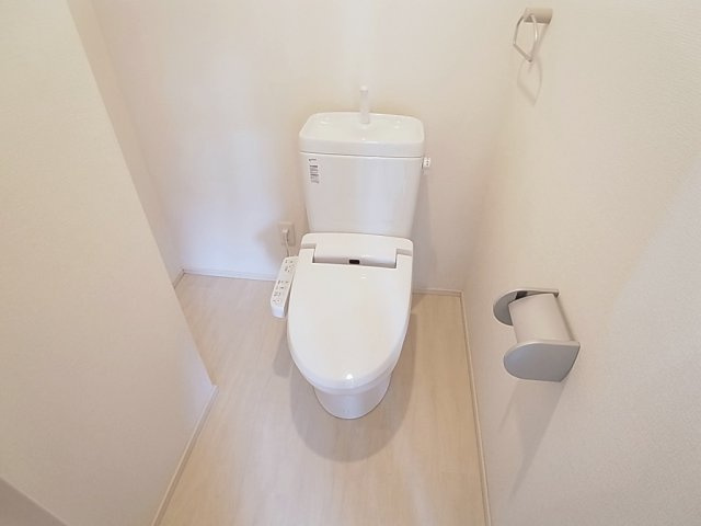 プリオーレリベルタのトイレ|ウォシュレット付き