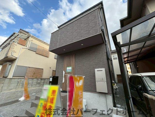 東香里元町新築戸建　のエントランス