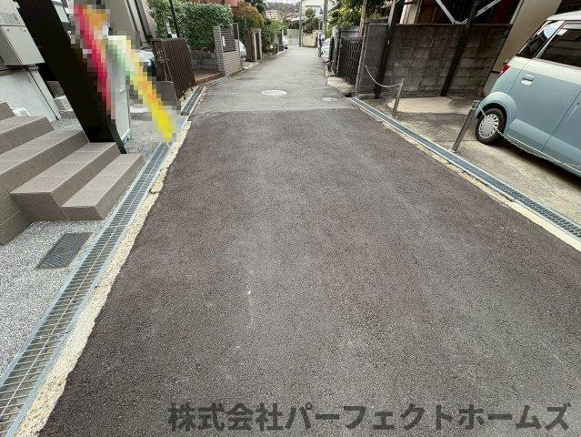 東香里元町新築戸建　の前面道路含む現地写真|前面道路含む現地写真です