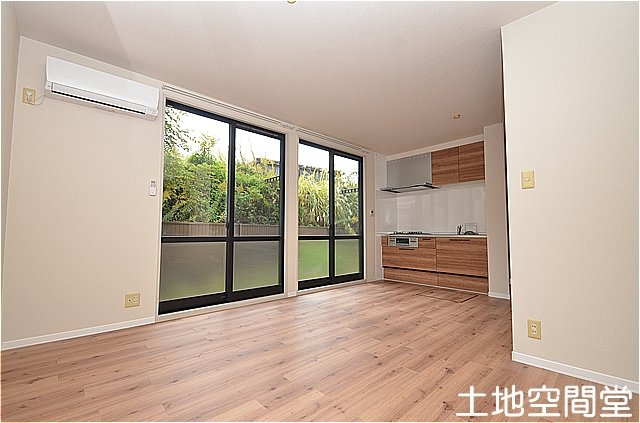 アクシス塔野の居間・リビング|リビング床リフォーム済み