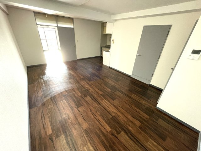 日建茂原マンションの洋室