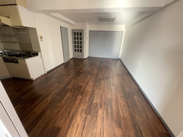 日建茂原マンションの洋室