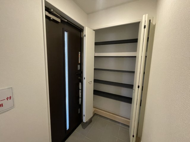 【新築戸建て】秋田市楢山本町第3　1号棟の収納|玄関収納