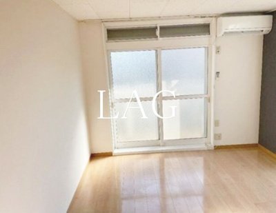 【居間・リビング】 | パティオ | 洋室のお部屋です。