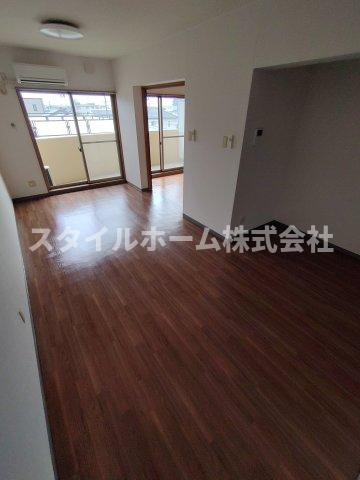 ソルスクエアの居間・リビング