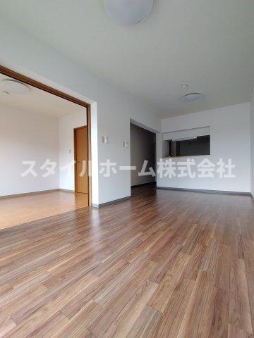 ソルスクエアの居間・リビング