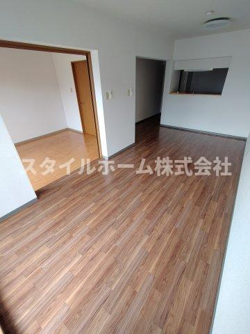 ソルスクエアの居間・リビング