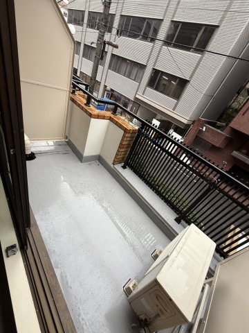 ライオンズマンション平河町のバルコニー