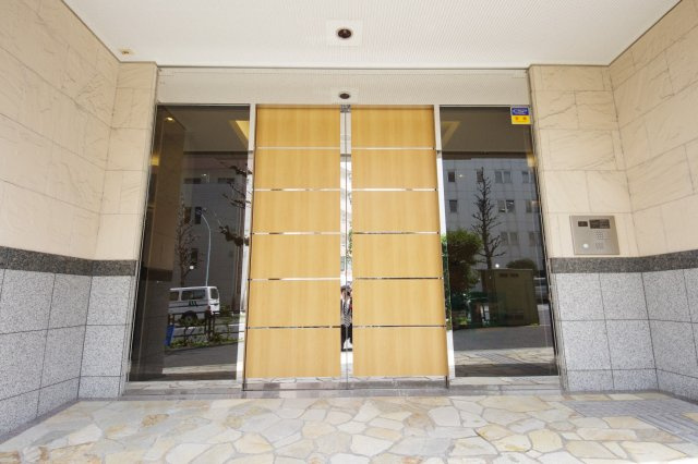 【エントランス】