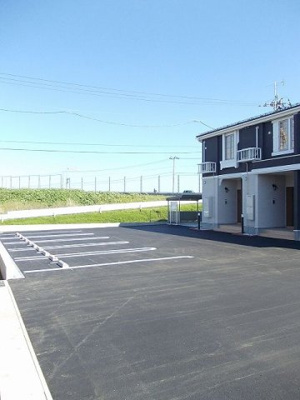 【駐車場】 | ビバリ－ホ－ムズＦ