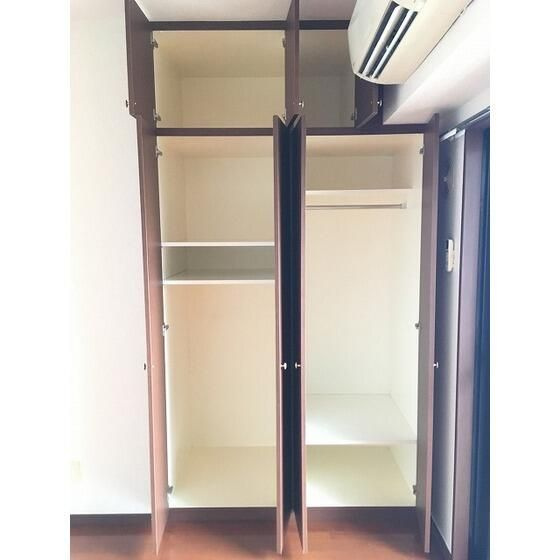 西川ビルの収納