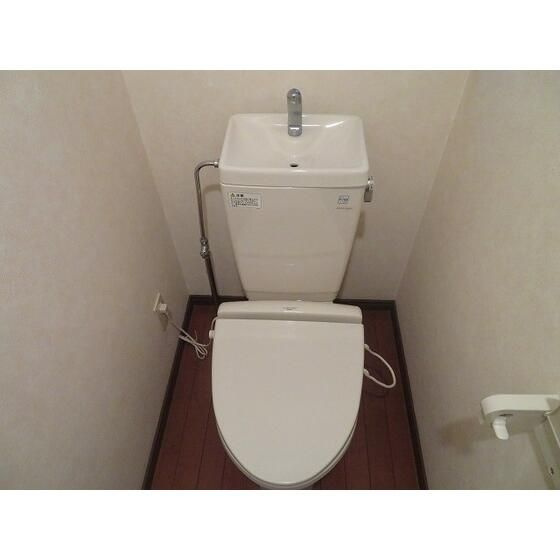 西川ビルのトイレ