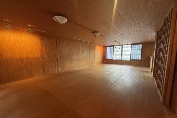 水明荘の洋室