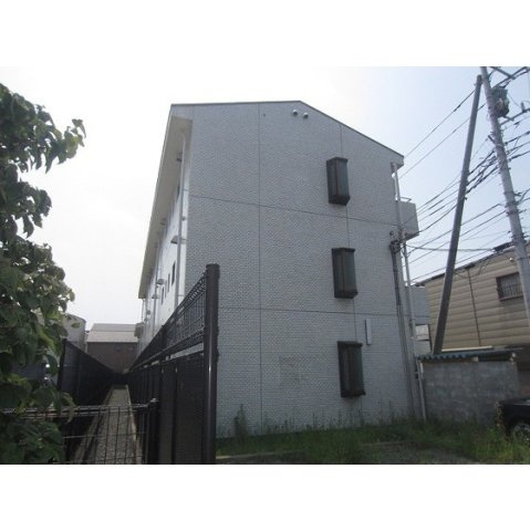 ヴァンベール三鷹の外観