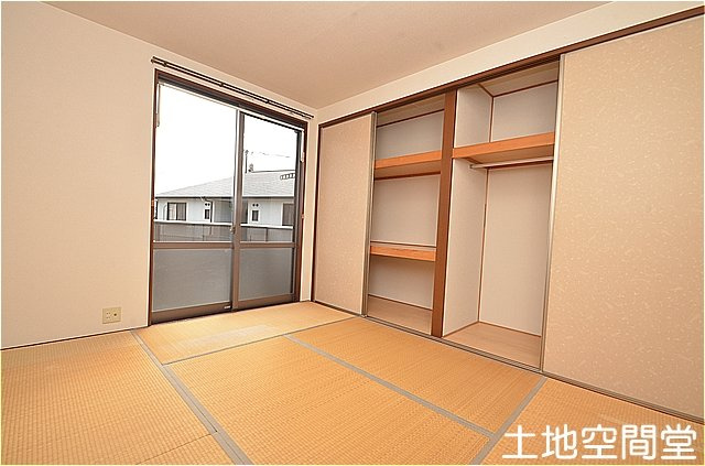 サンハイツ永犬丸　B棟の子供部屋