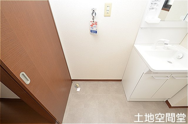 サンハイツ永犬丸　B棟