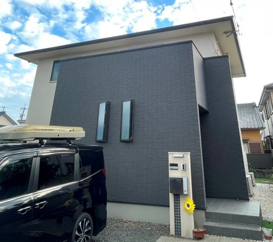 上六名戸建の外観