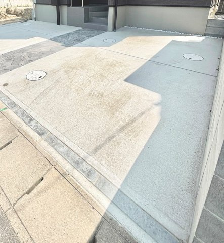 柱曙３丁目戸建の駐車場