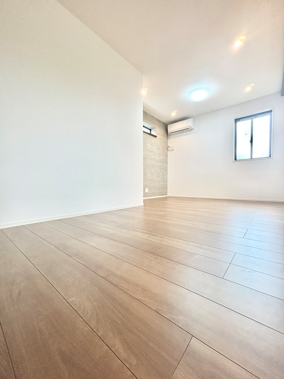 柱曙３丁目戸建の居間・リビング