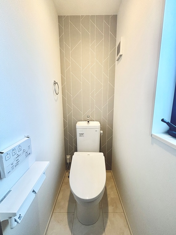 柱曙３丁目戸建のトイレ