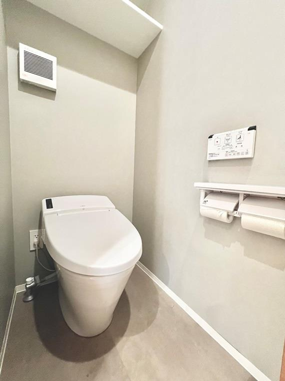 稲熊町６丁目戸建のトイレ