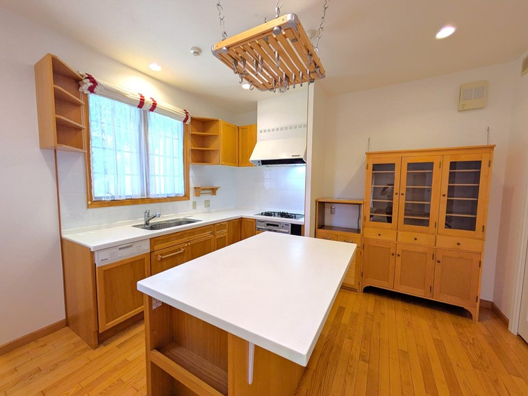 庄司田戸建のキッチン