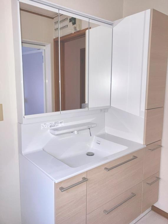 福岡町天白戸建の洗面所