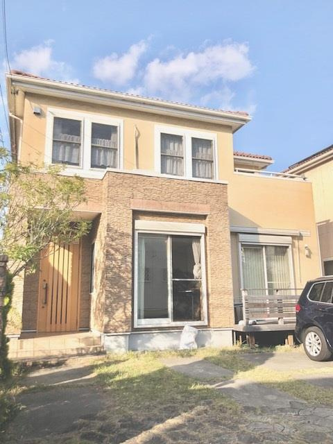 若松町川向戸建の外観