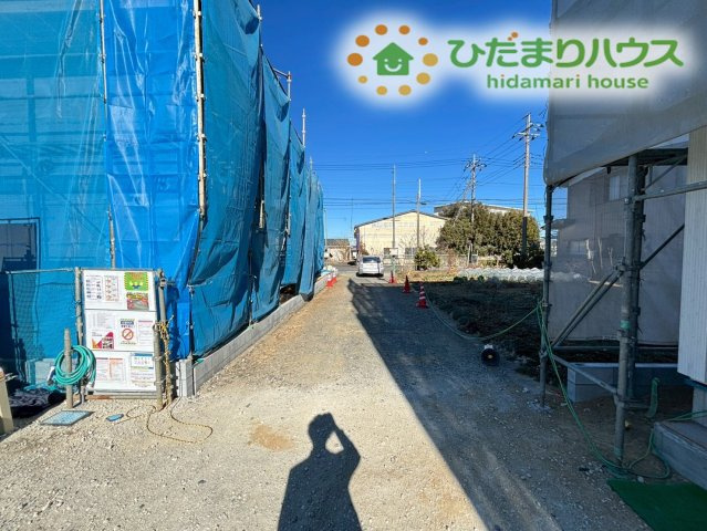 嵐山町川島　第2　新築一戸建て　リーブルガーデン　01の前面道路含む現地写真