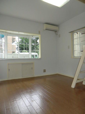 【居間・リビング】 | カーメルヴィラR16(カーメルヴィラアールジュウロク)