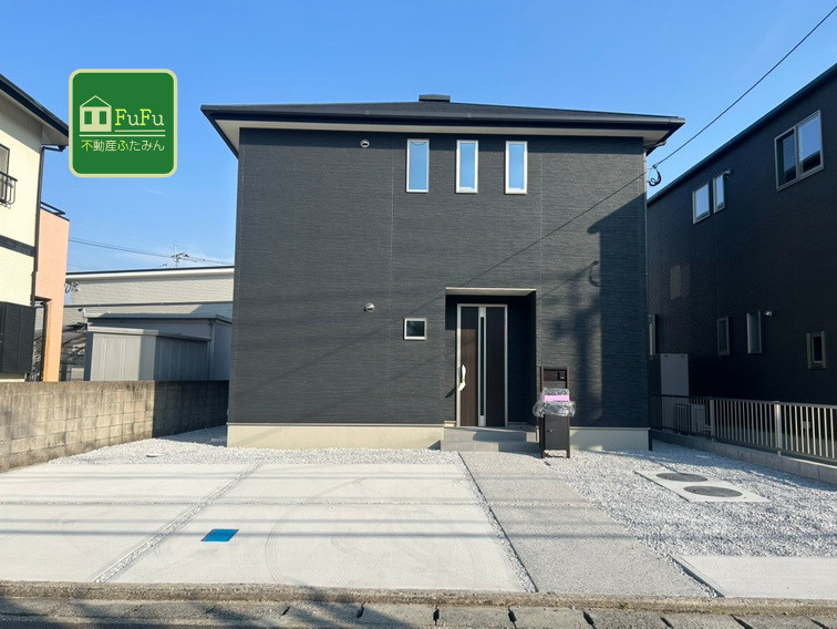 ーサンコートー行橋市南大橋3丁目　新築一戸建て