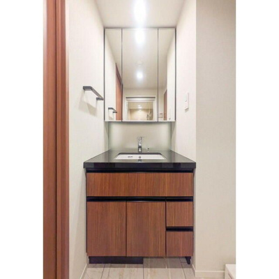 【独立洗面台】 | ラヴィエール千駄ヶ谷プレミアムレジデンス