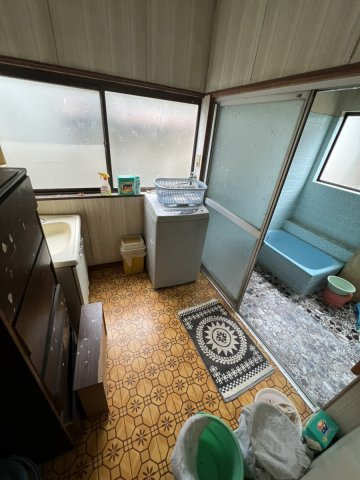 港町戸建ての脱衣所