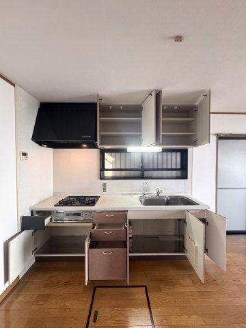 長岡京市久貝2丁目貸家のその他|キッチン収納