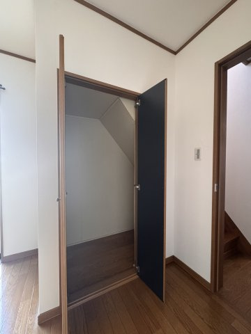 長岡京市久貝2丁目貸家のその他|LDK収納