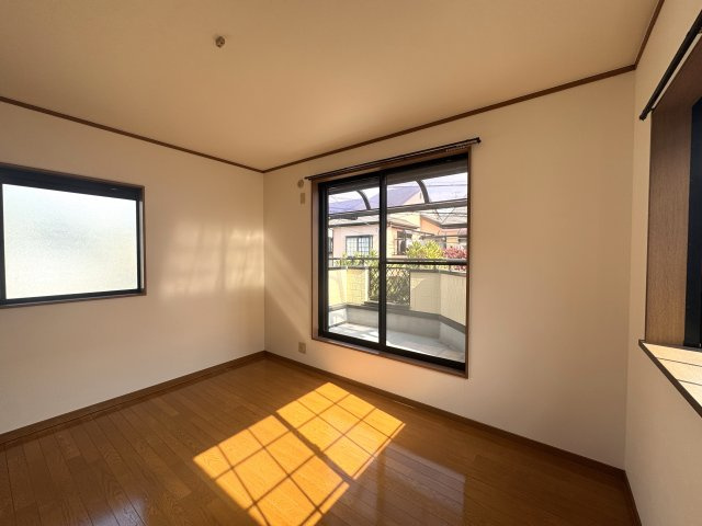 長岡京市久貝2丁目貸家のその他|6.6帖洋室　