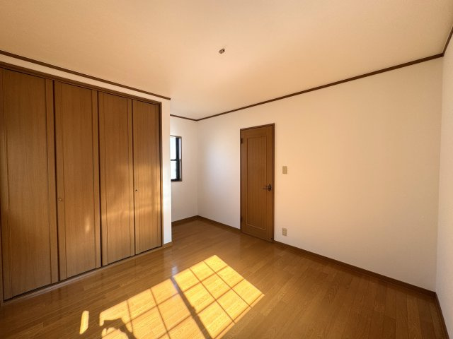 長岡京市久貝2丁目貸家のその他|6.8帖洋室