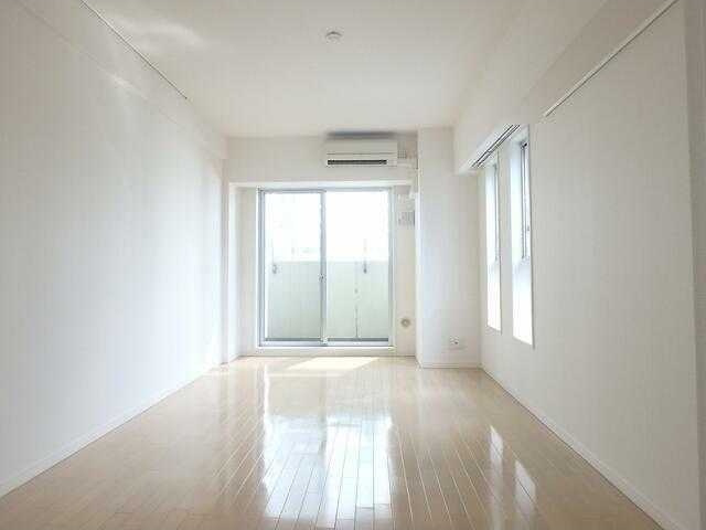 レガーロ御茶ノ水Ⅰの居間・リビング