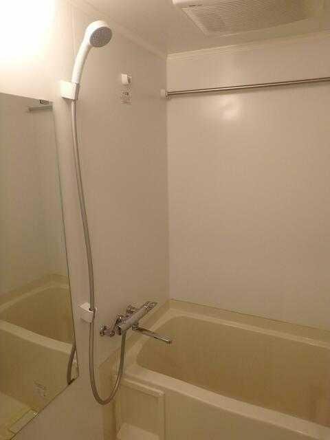 レガーロ御茶ノ水Ⅰの浴室