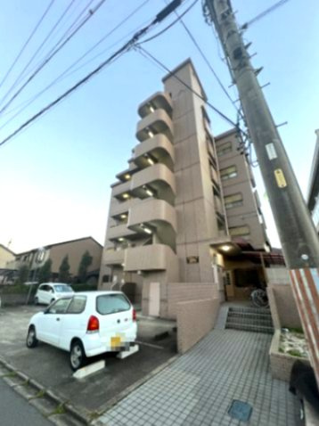 辰巳町セピア館の外観|落ち着いた雰囲気の外観です