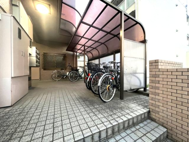 辰巳町セピア館のその他共用部分|駐輪場です。