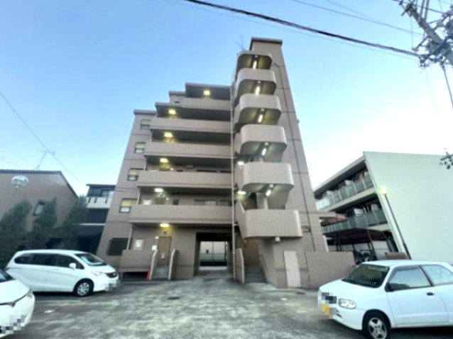 辰巳町セピア館の外観|外はこのようになっています