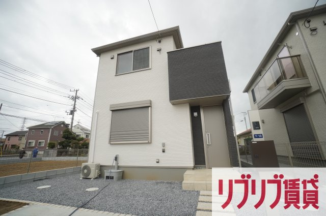 中央区蘇我四丁目戸建貸家