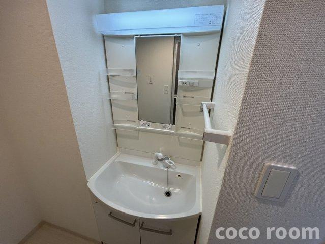 レセーナの独立洗面台